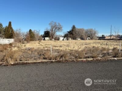 830 Basin Street SW, Ephrata, WA 98823 - Photo 3