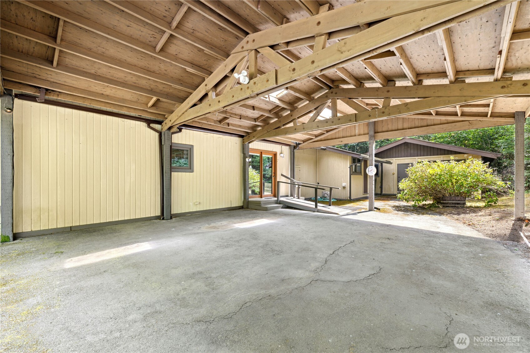 19301 Viking Avenue NW, Poulsbo, WA 98370