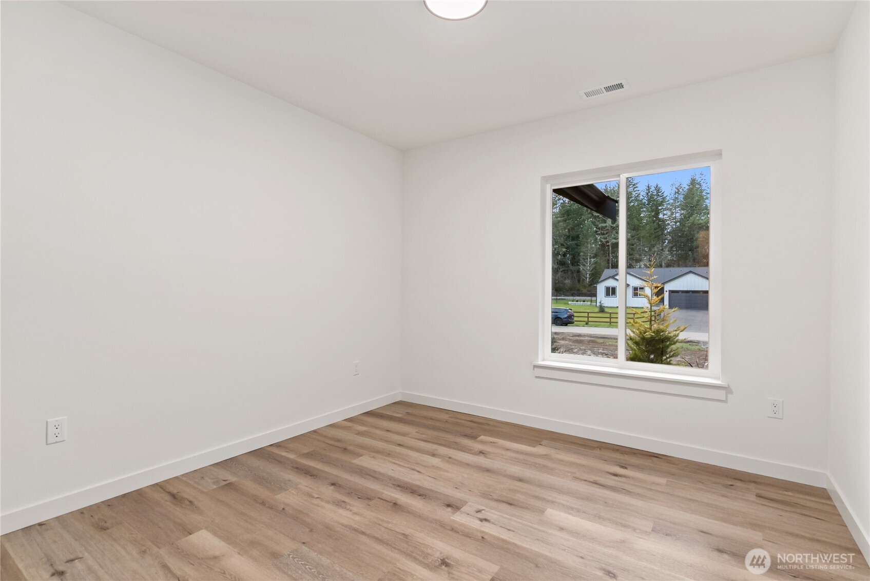 2219 202nd Avenue SW, Lakebay, WA 98349