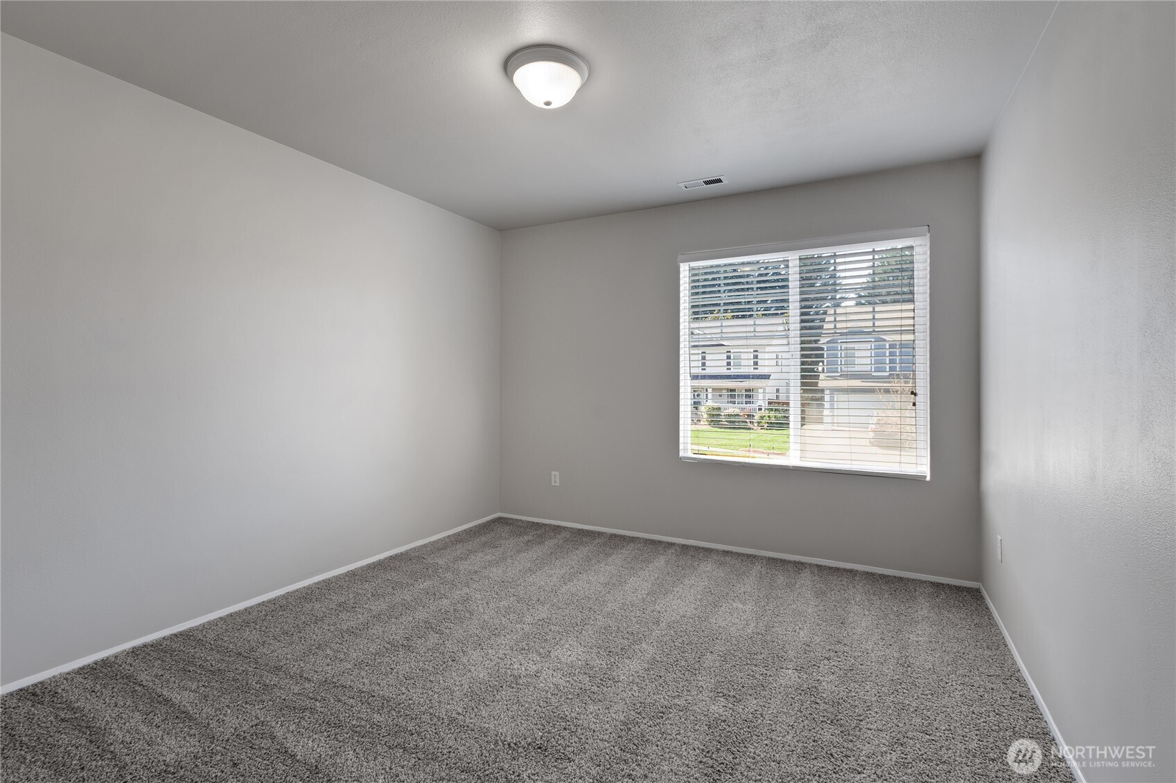 13605 116th Avenue Ct E, Puyallup, WA 98374