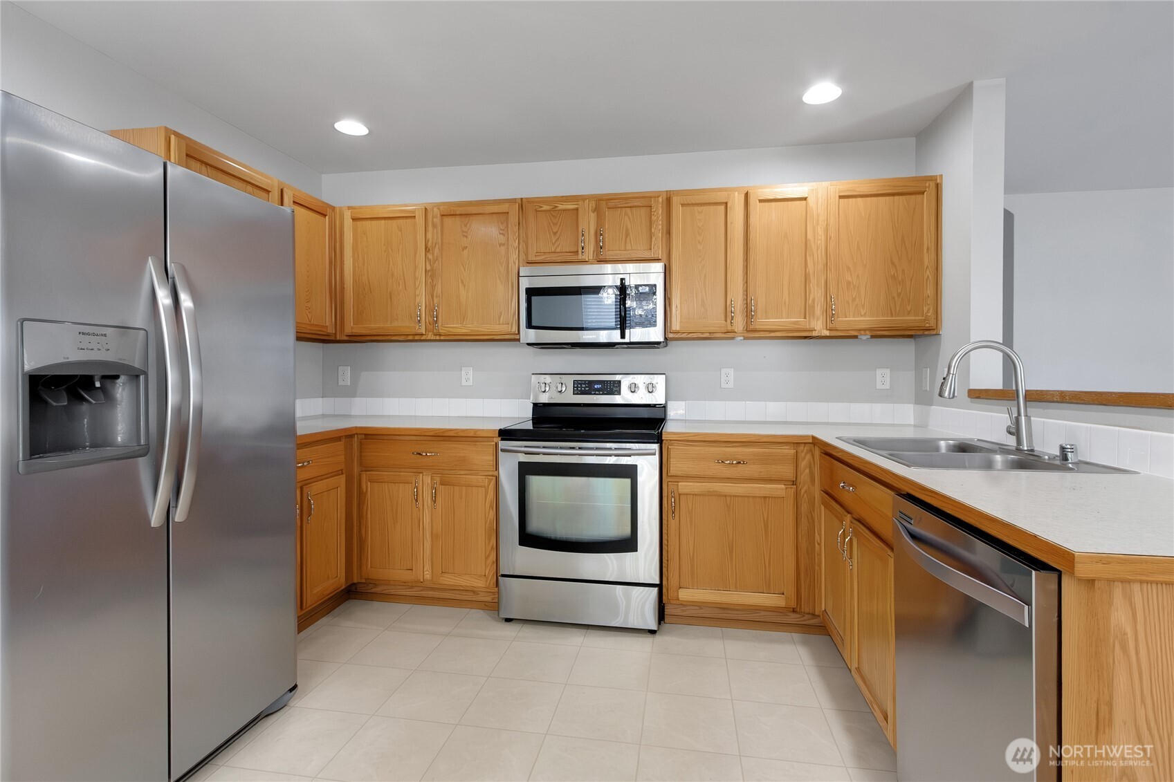 13605 116th Avenue Ct E, Puyallup, WA 98374