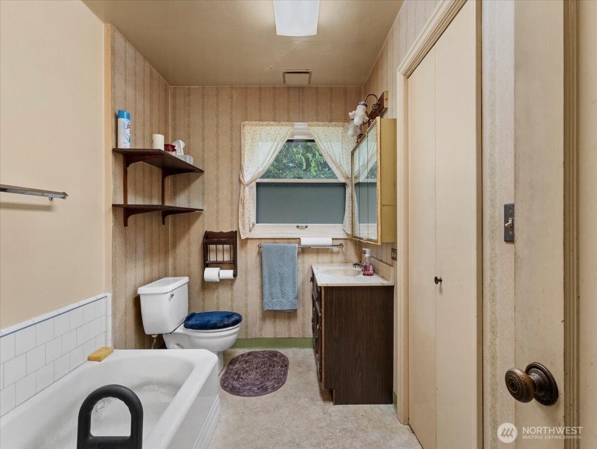 15711 NE 152nd Avenue , Brush Prairie, WA 98606