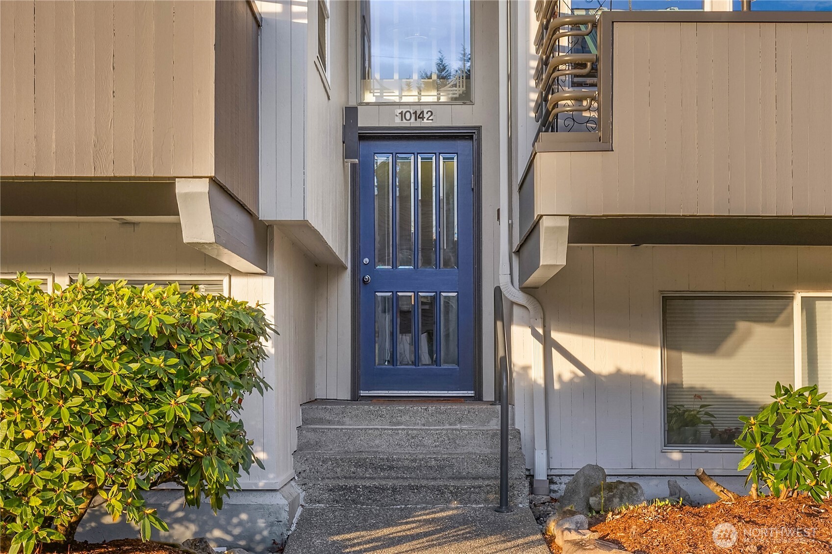 10142 NE 63rd Street , Kirkland, WA 98033