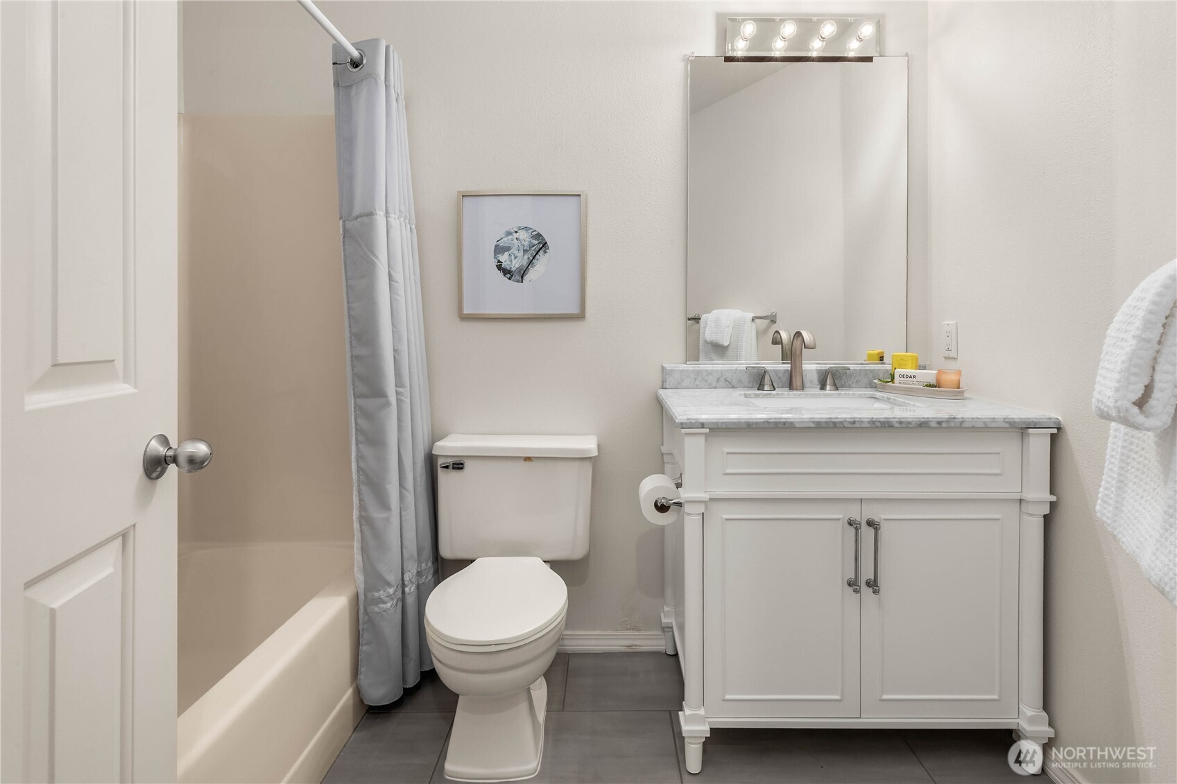 10142 NE 63rd Street , Kirkland, WA 98033
