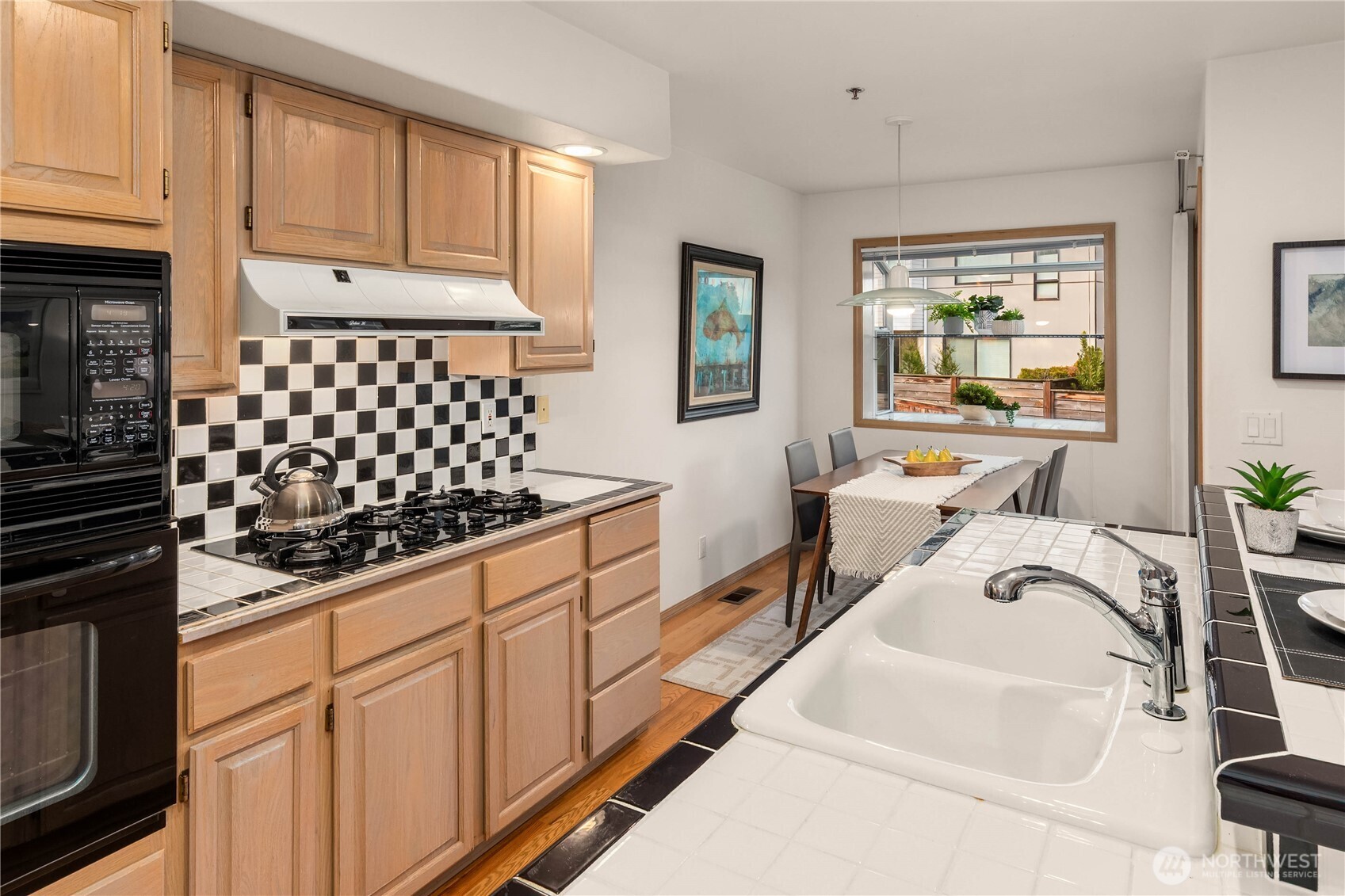 10142 NE 63rd Street , Kirkland, WA 98033
