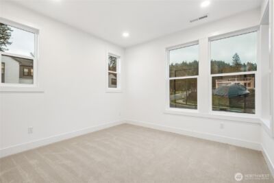 8501 137th Avenue SE, Newcastle, WA 98059 - Photo 5