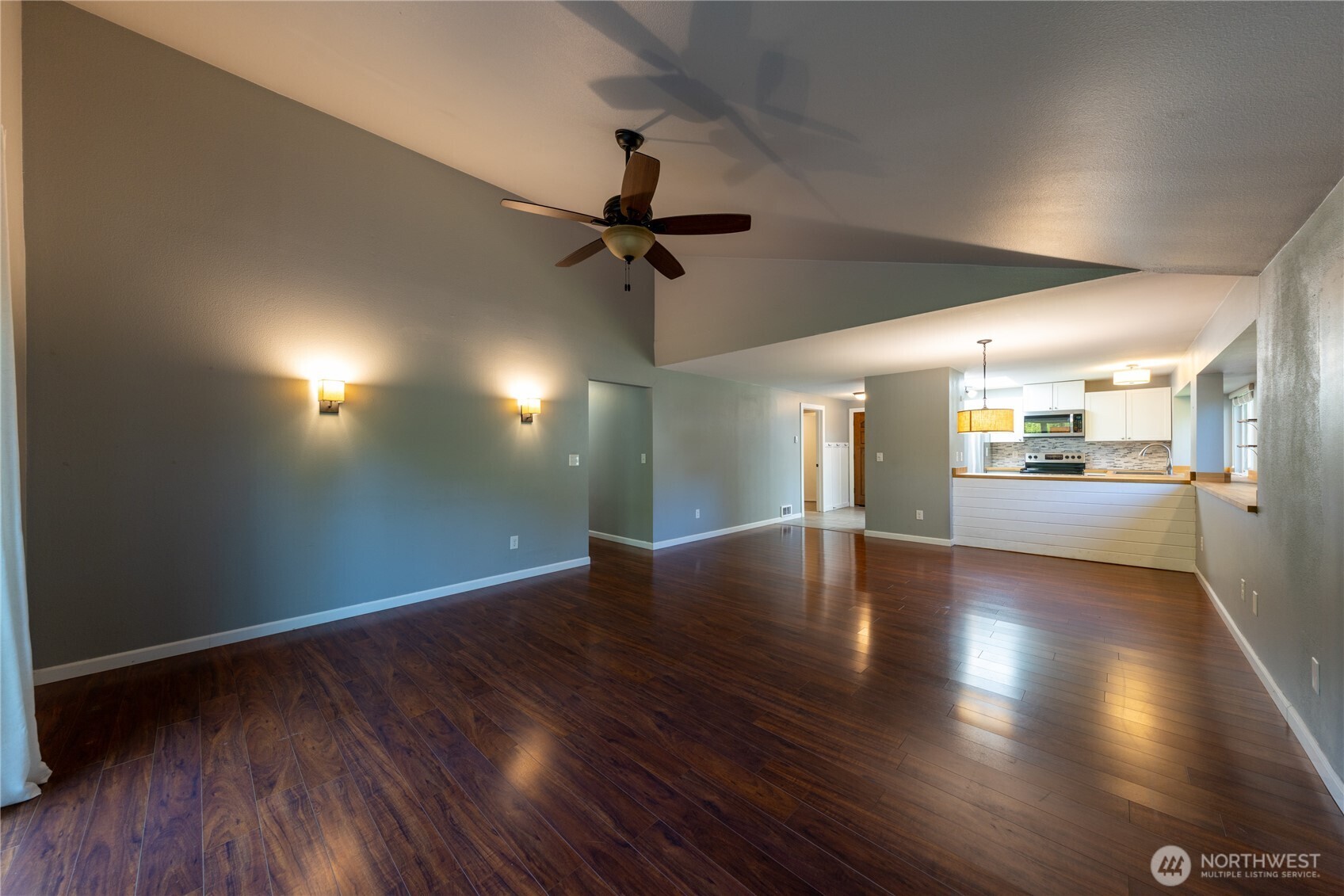 523 Kloshe Way , La Conner, WA 98257