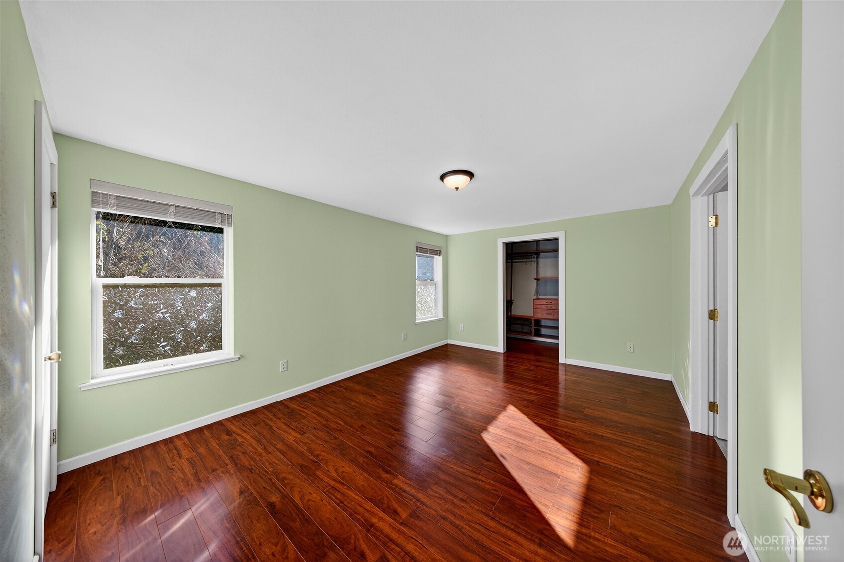 523 Kloshe Way , La Conner, WA 98257