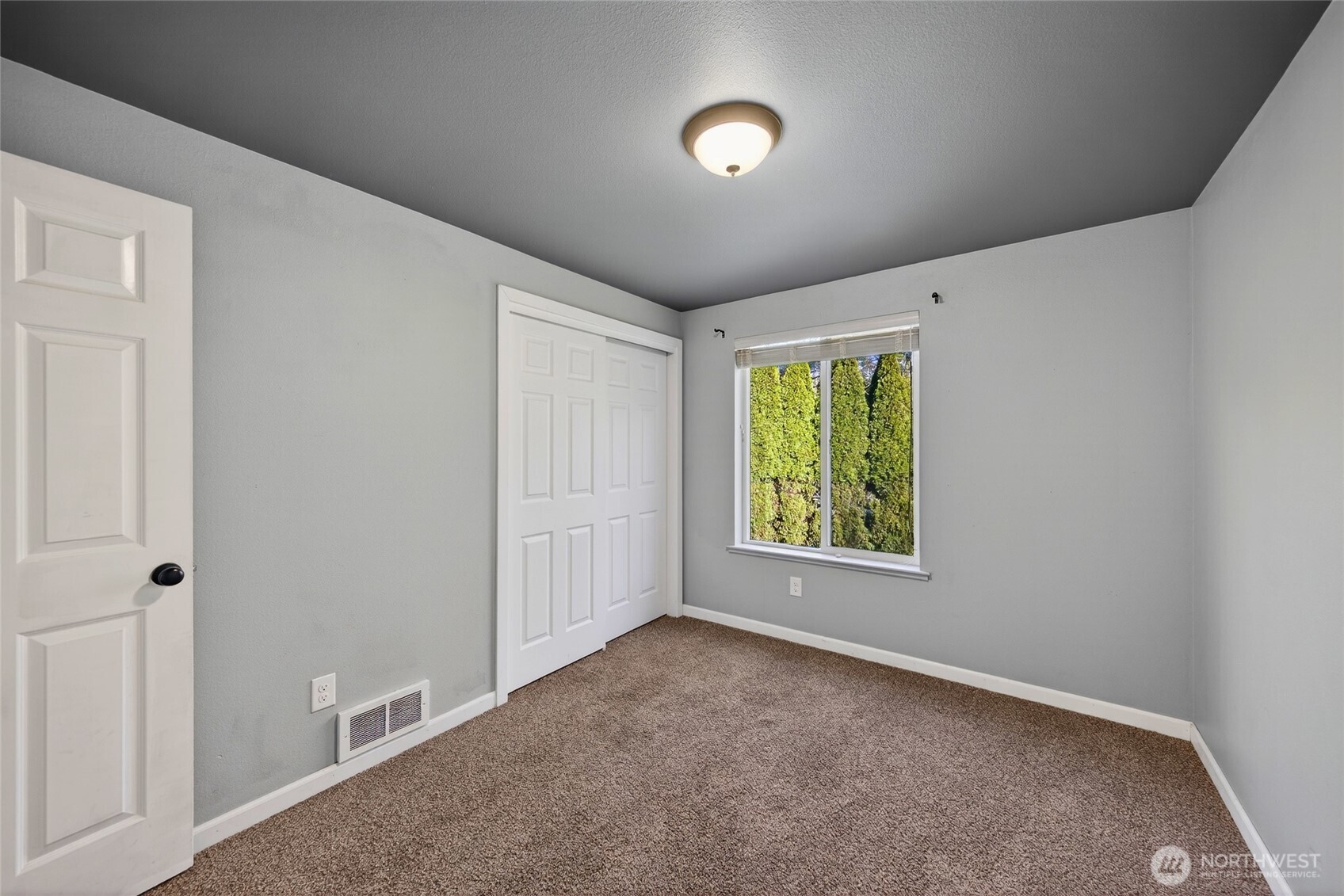 523 Kloshe Way , La Conner, WA 98257