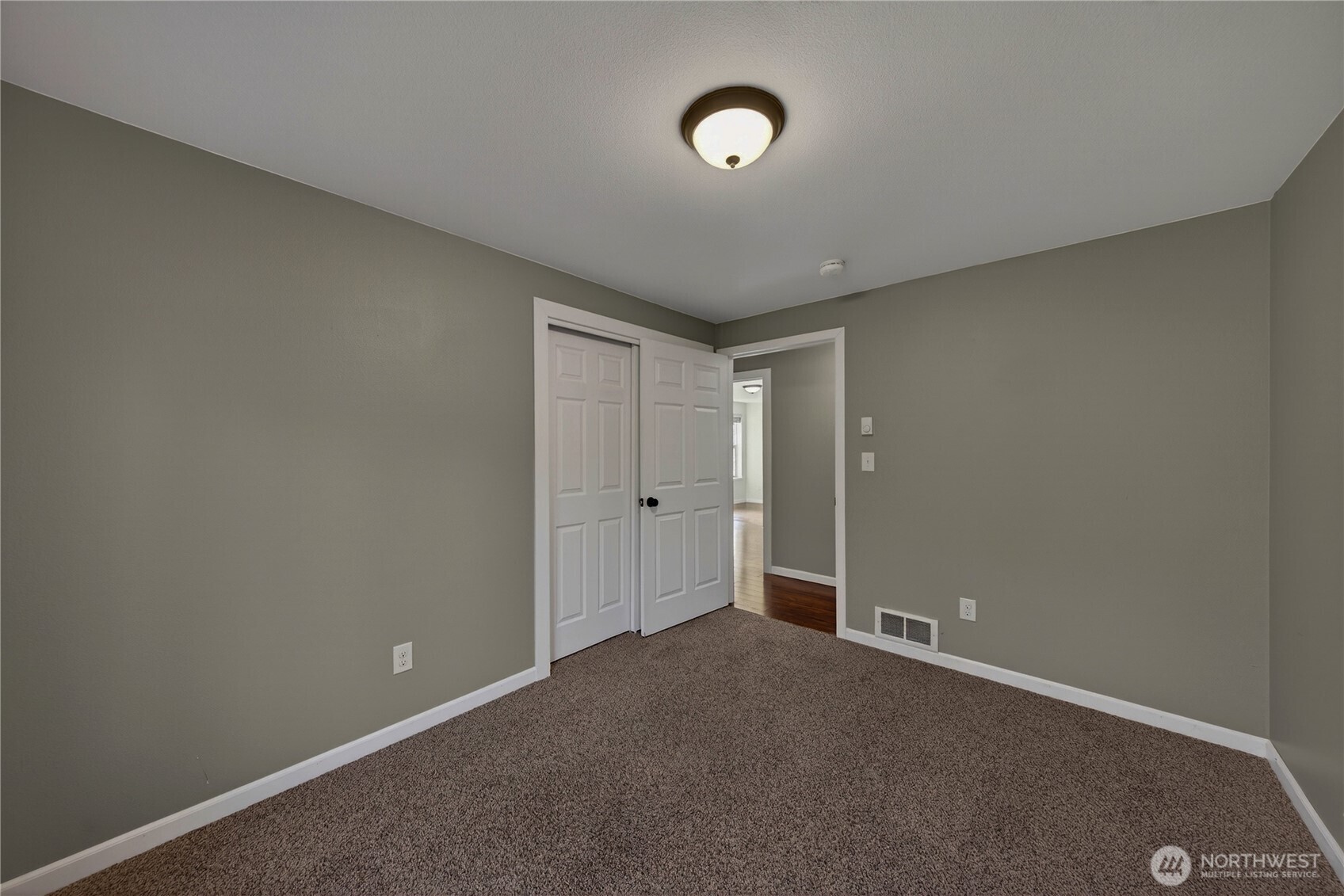 523 Kloshe Way , La Conner, WA 98257