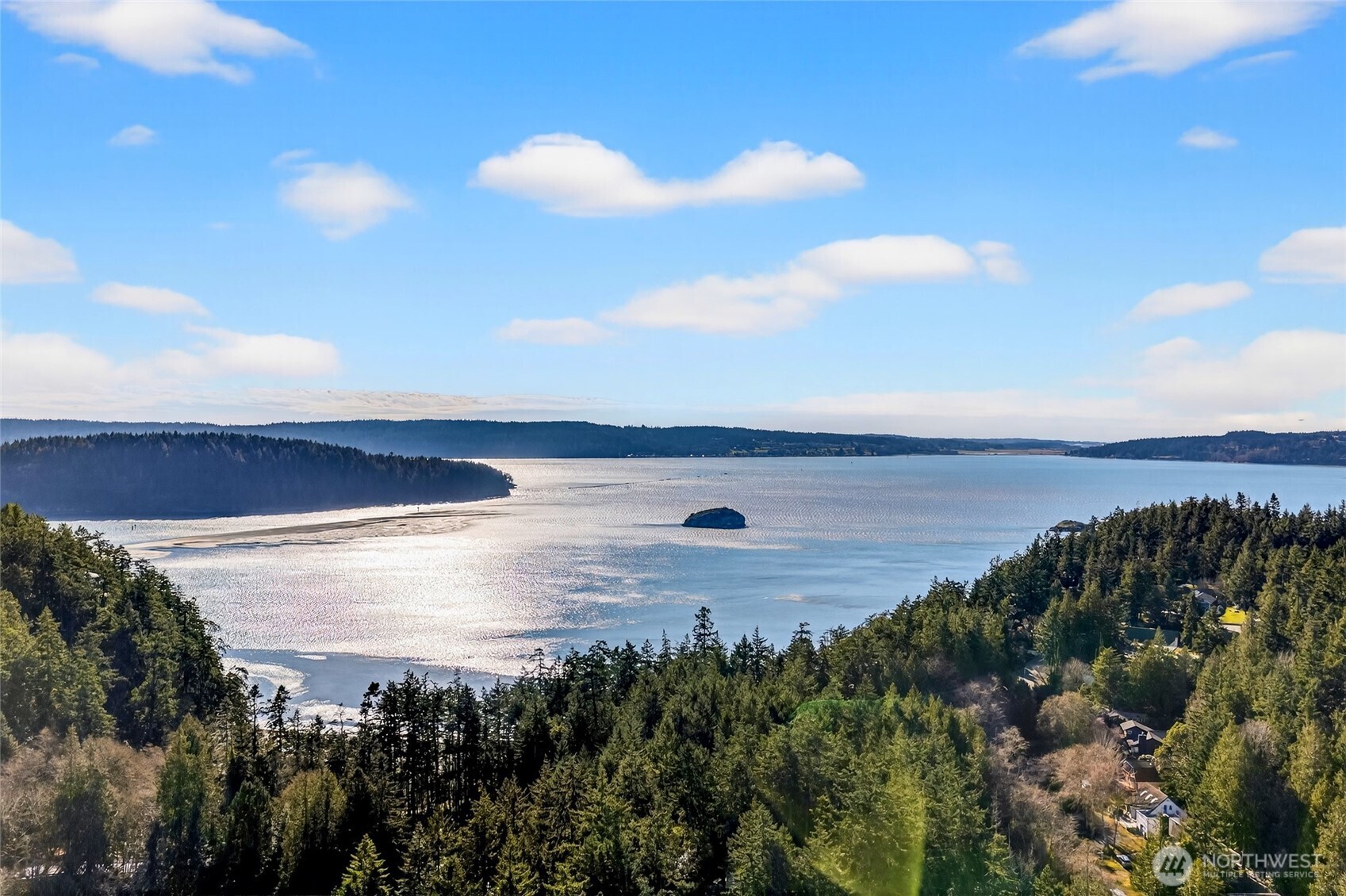 523 Kloshe Way , La Conner, WA 98257