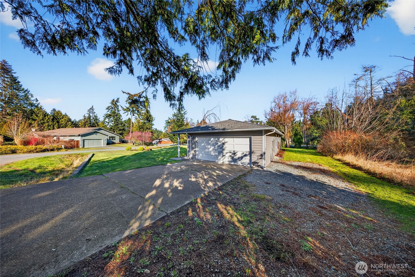 523 Kloshe Way , La Conner, WA 98257