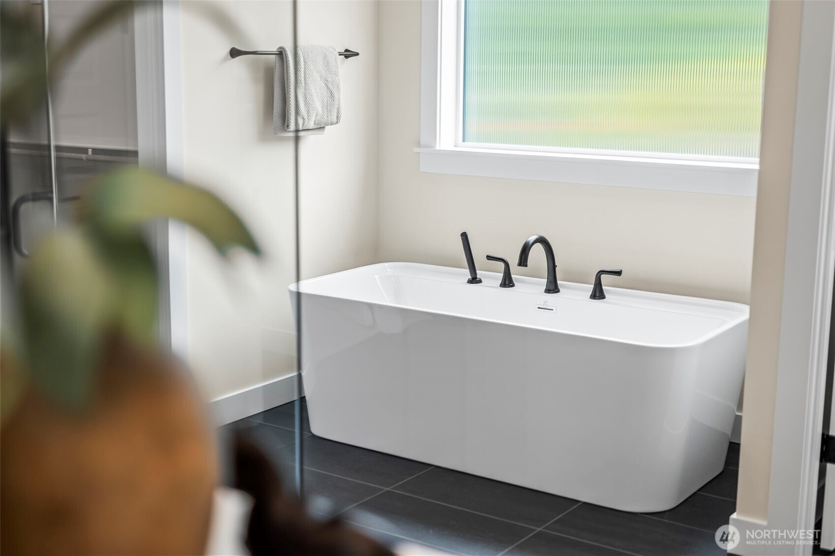 14821 210th Avenue E #1504, Bonney Lake, WA 98391