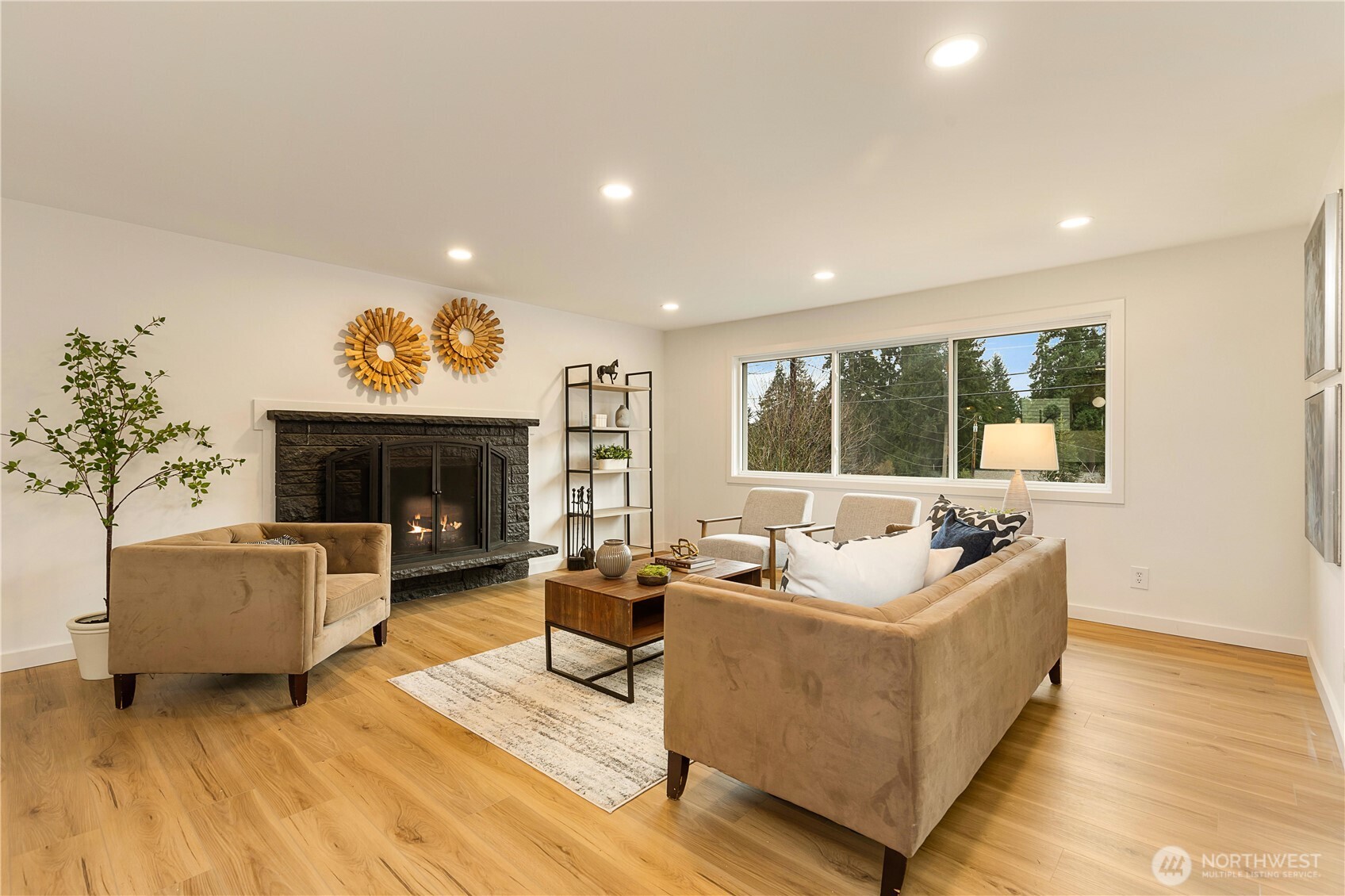 1831 201st Place SW, Lynnwood, WA 98036