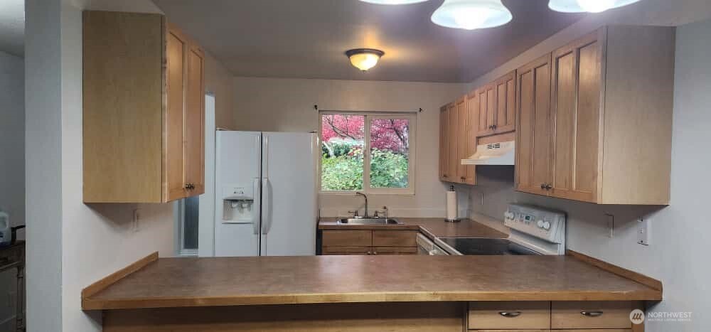 5802 200th Street SW #A, Lynnwood, WA 98036