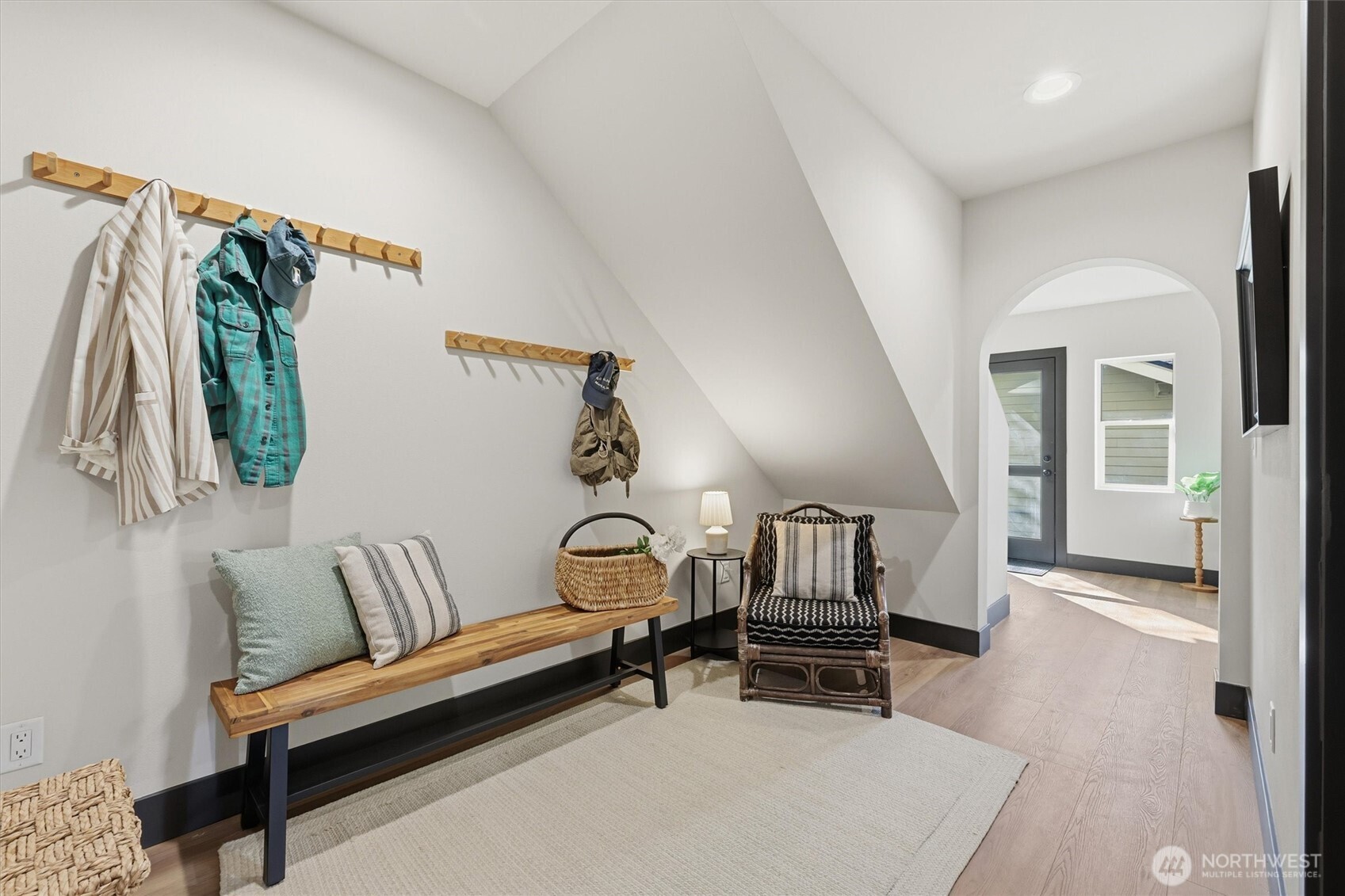 4584 22nd Avenue SW #A, Seattle, WA 98106