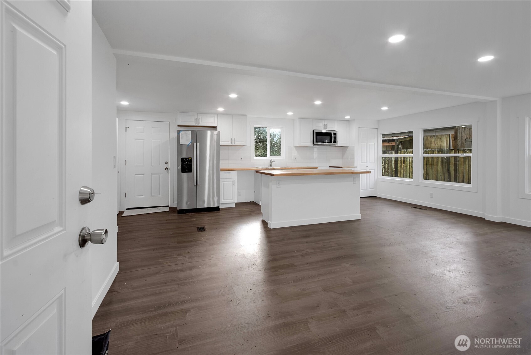 60 E Balbriggan Road , Shelton, WA 98584