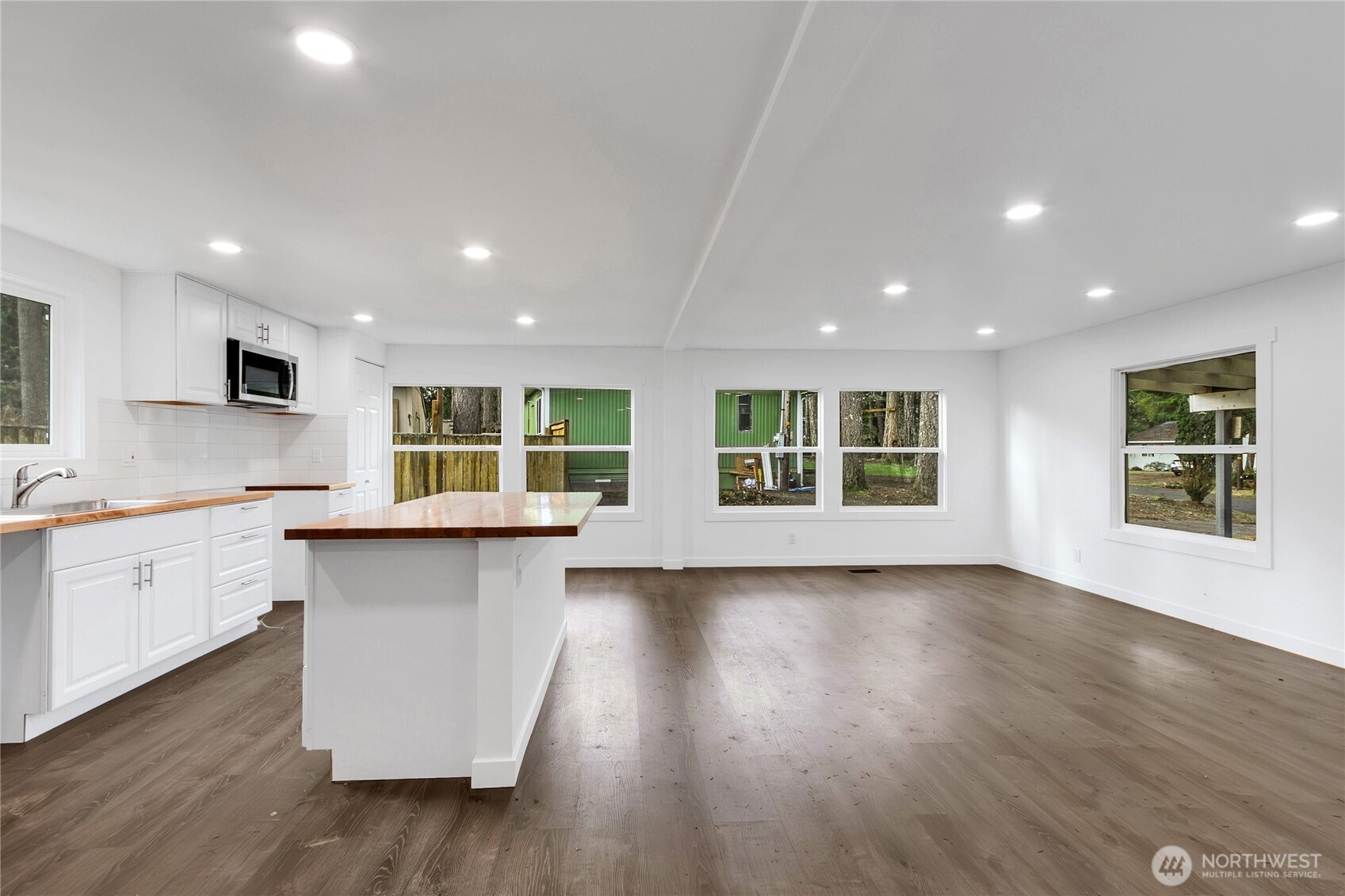 60 E Balbriggan Road , Shelton, WA 98584