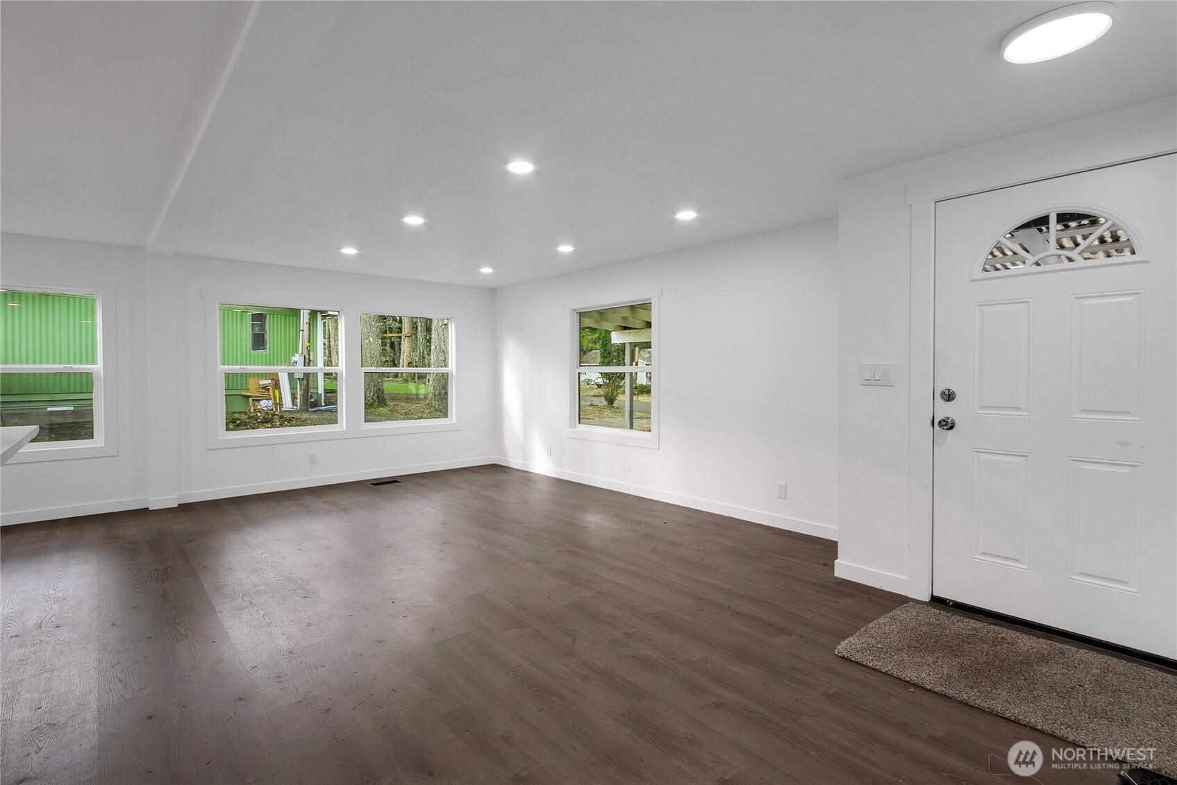 60 E Balbriggan Road , Shelton, WA 98584