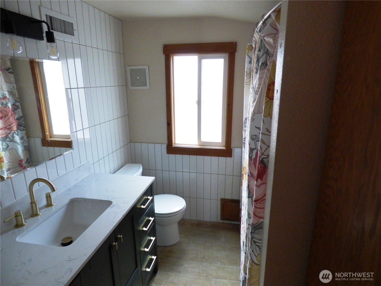 304 Pearl Street , Pateros, WA 98846