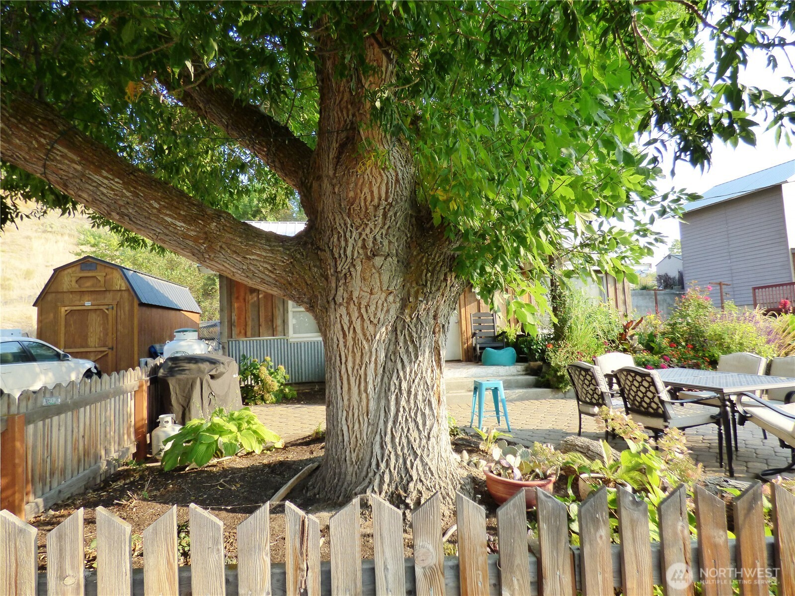 304 Pearl Street , Pateros, WA 98846