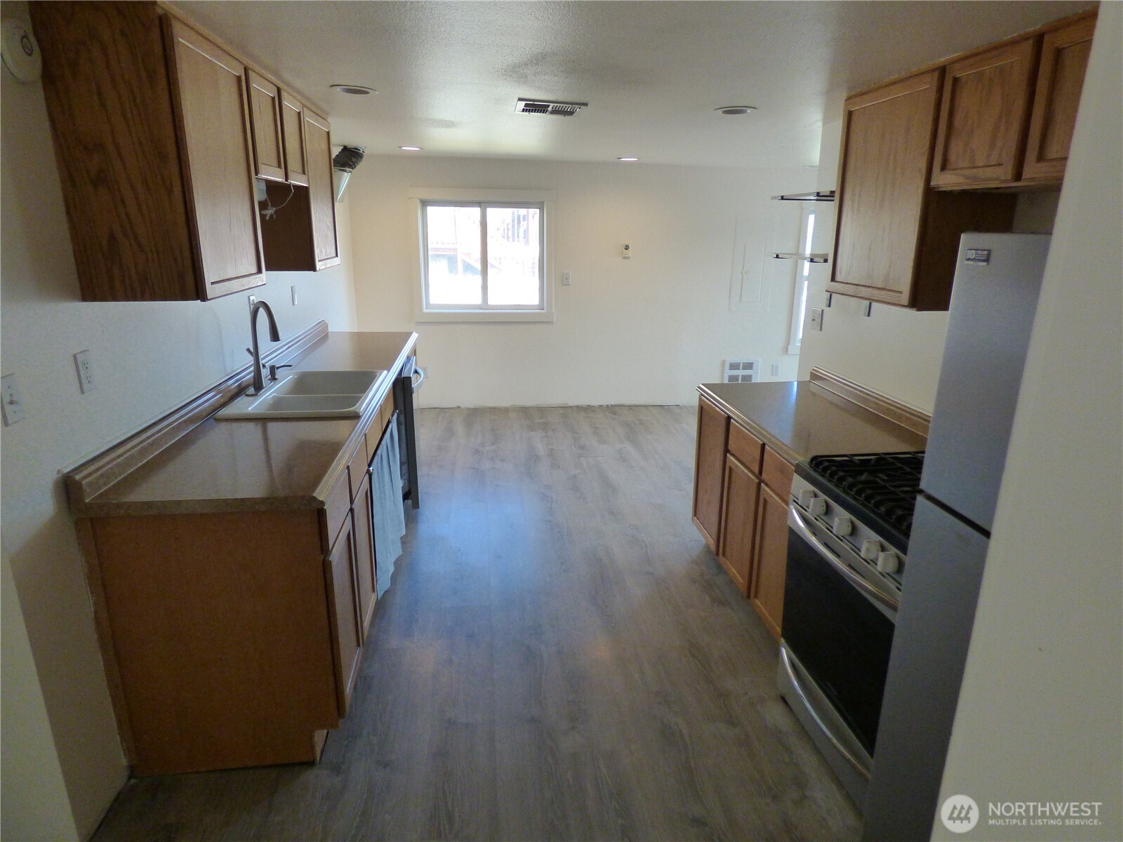 304 Pearl Street , Pateros, WA 98846