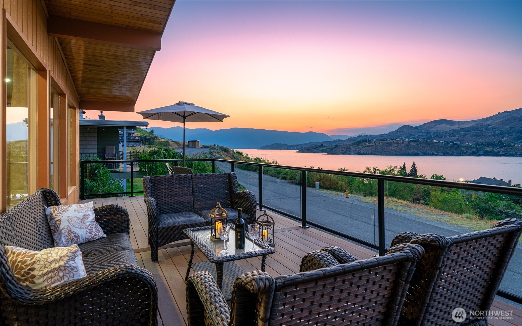 621 Mountain View Dr , Chelan, WA 98816