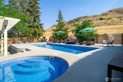 621 Mountain View Dr , Chelan, WA 98816 - Photo 5