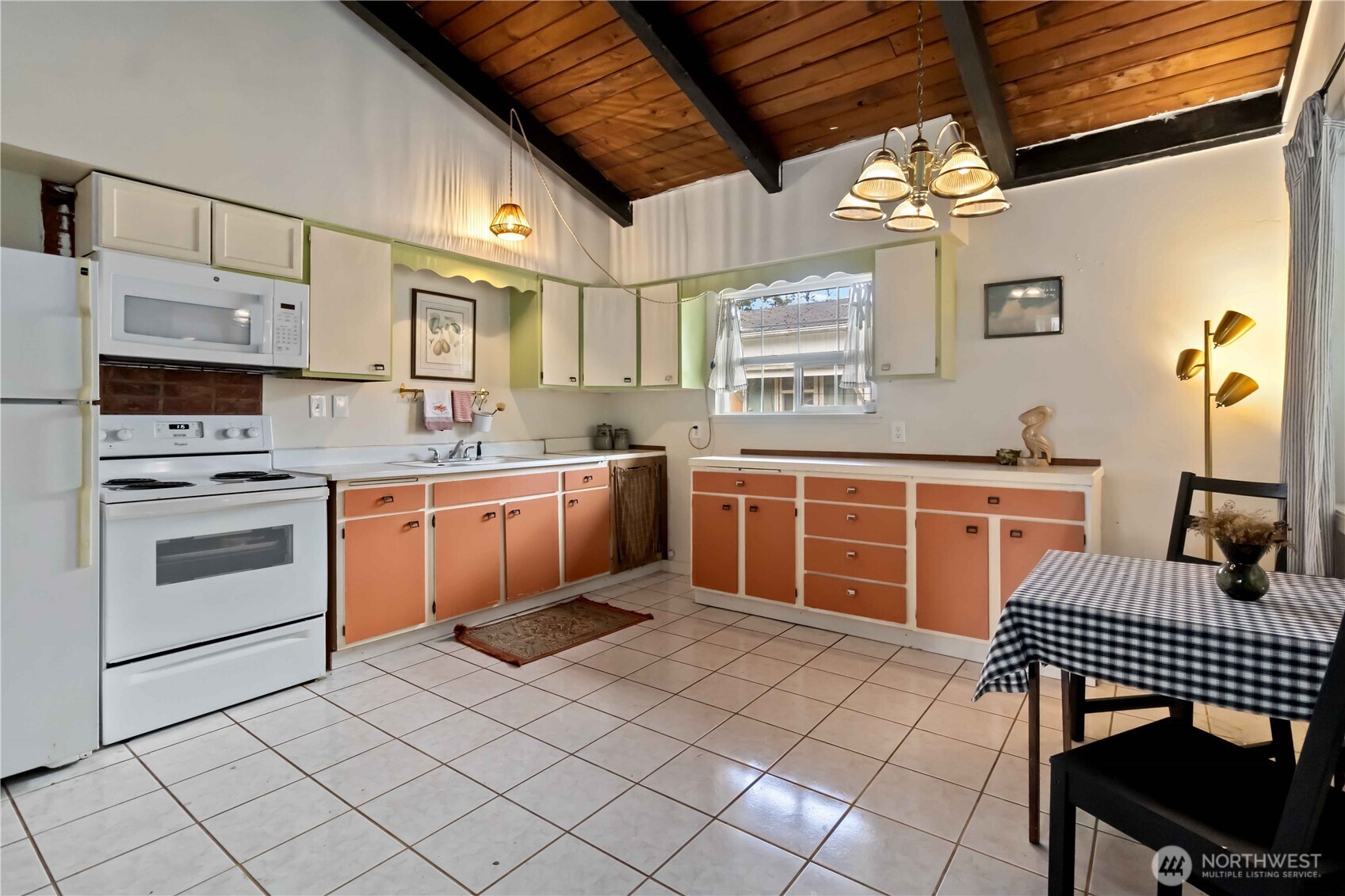 26212 V lane , Ocean Park, WA 98640