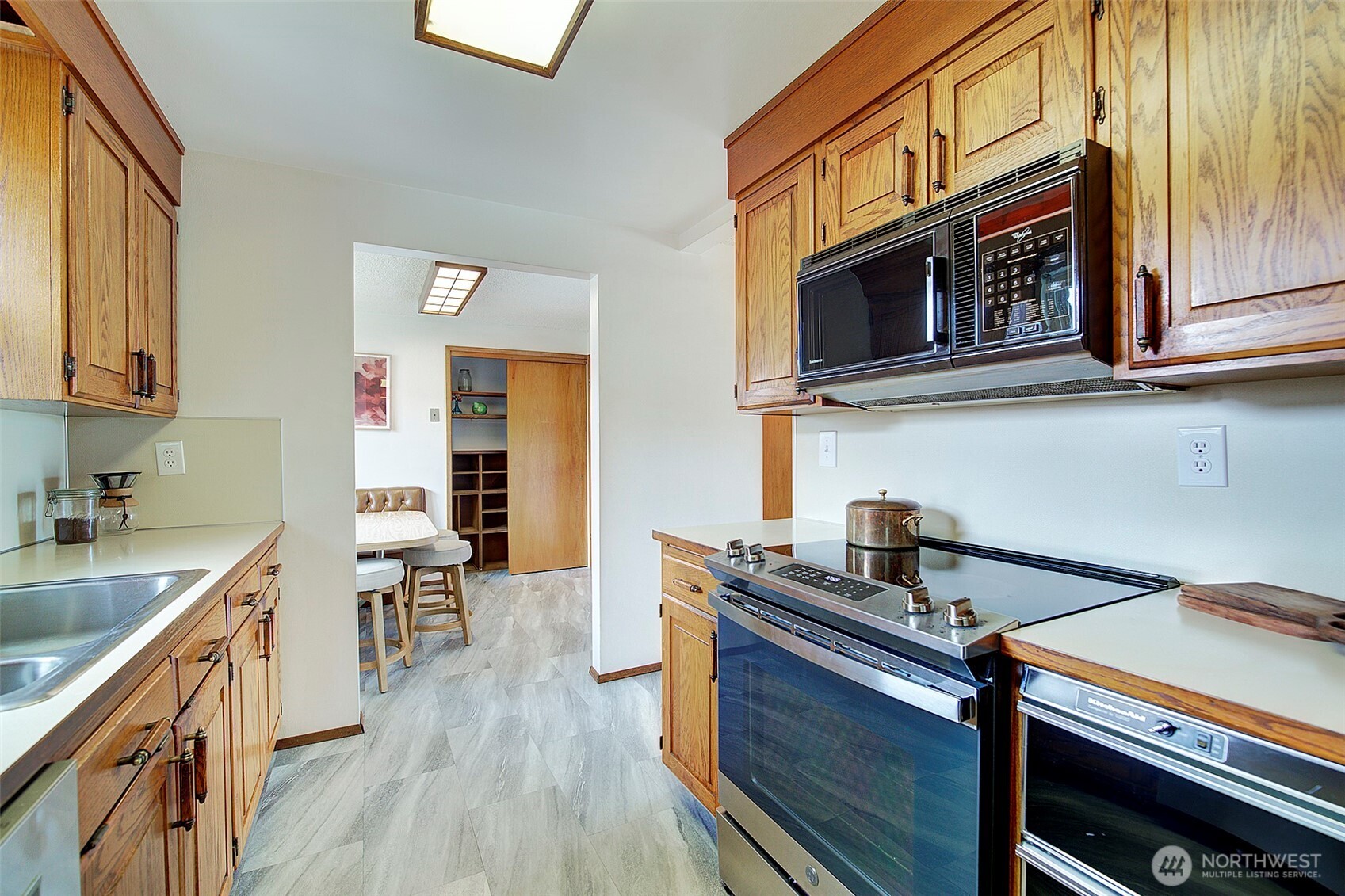 14804 12th Avenue SW, Burien, WA 98166