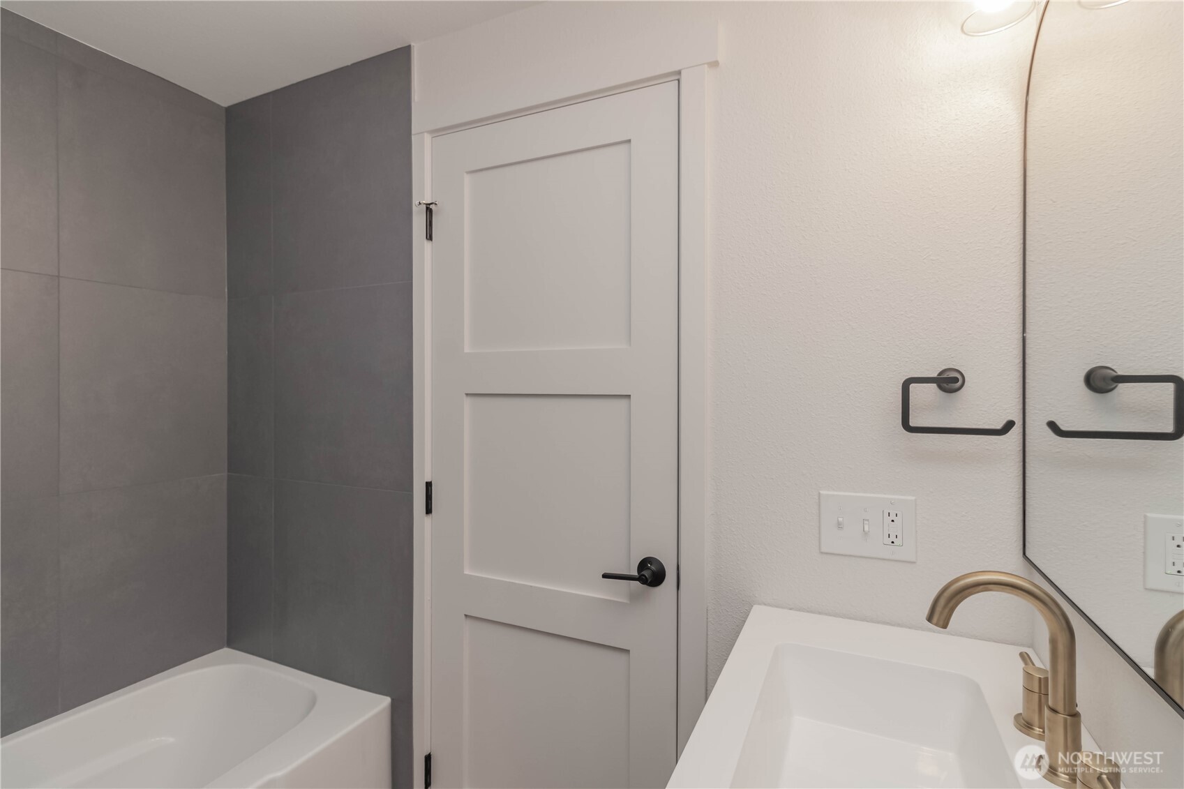 11 E Mox Chehalis Road , McCleary, WA 98557