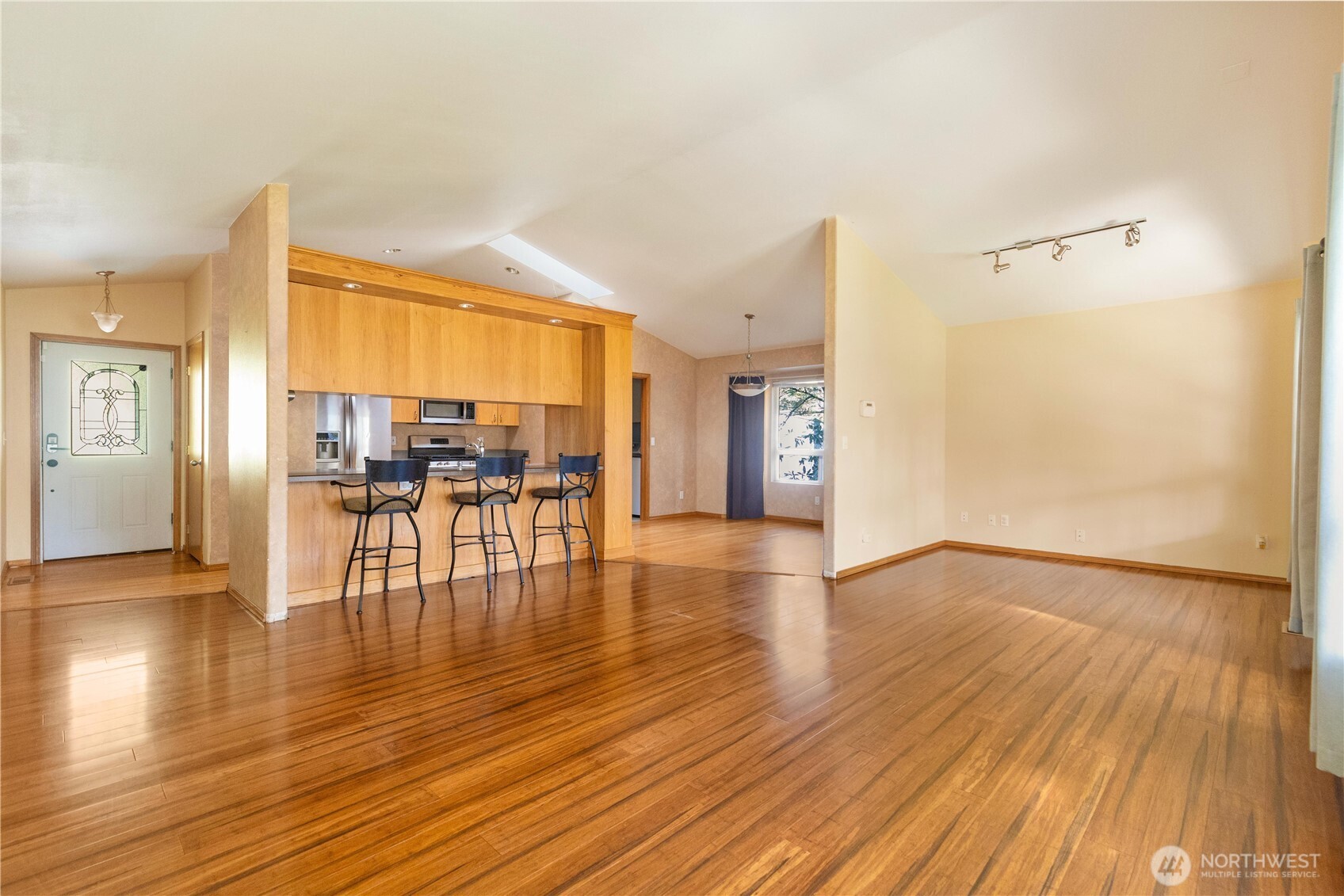 1583 Mark Street , Oak Harbor, WA 98277