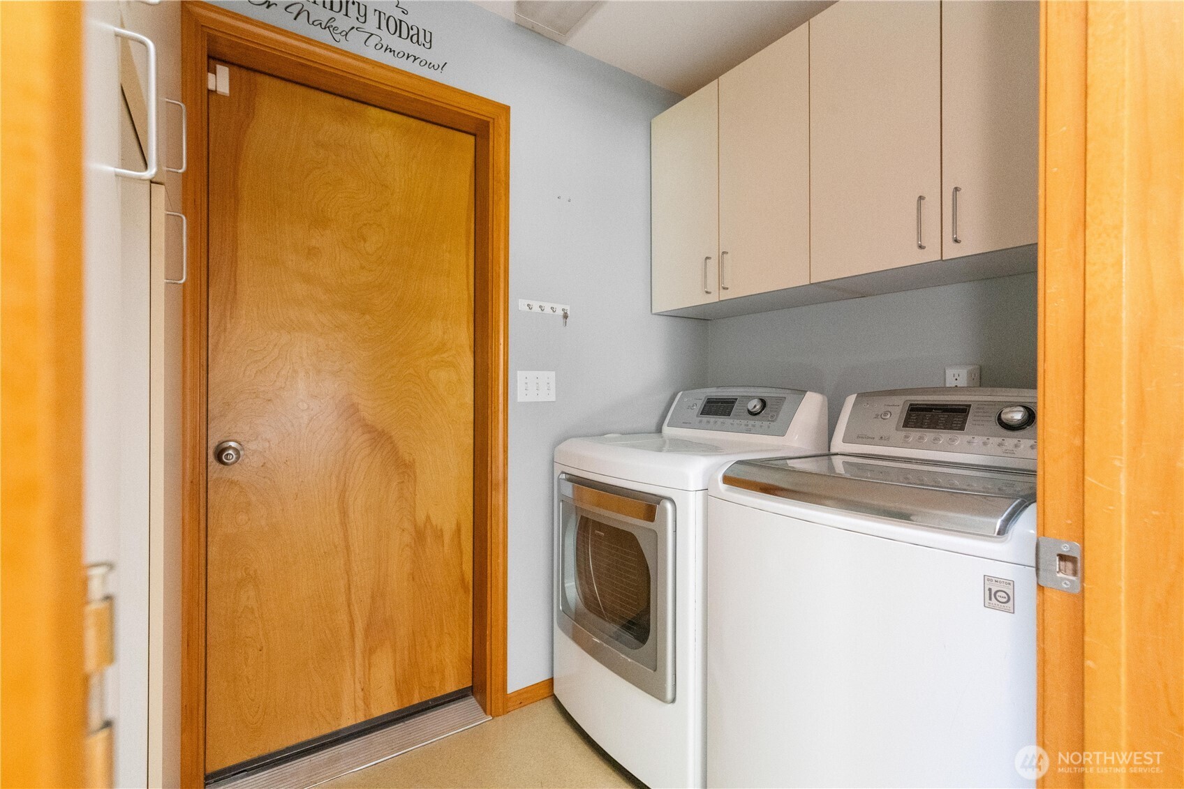 1583 Mark Street , Oak Harbor, WA 98277