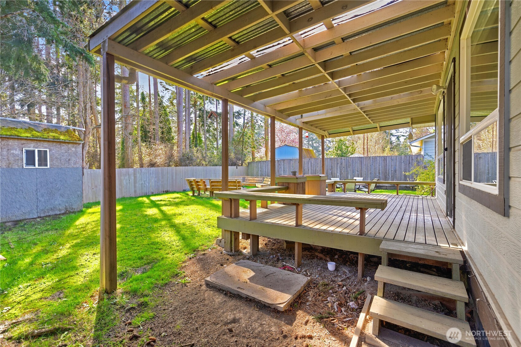 1583 Mark Street , Oak Harbor, WA 98277