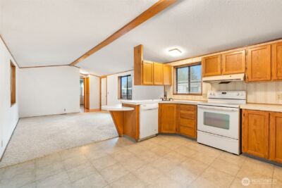 7300 32nd Avenue NE #1, Olympia, WA 98516 - Photo 4