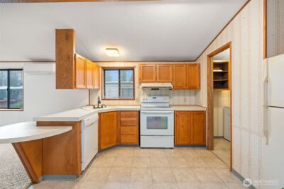 7300 32nd Avenue NE #1, Olympia, WA 98516 - Photo 5