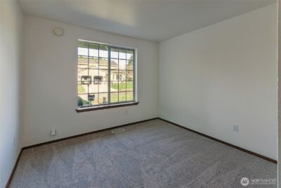 922 130th Street E, Tacoma, WA 98445 - Photo 17