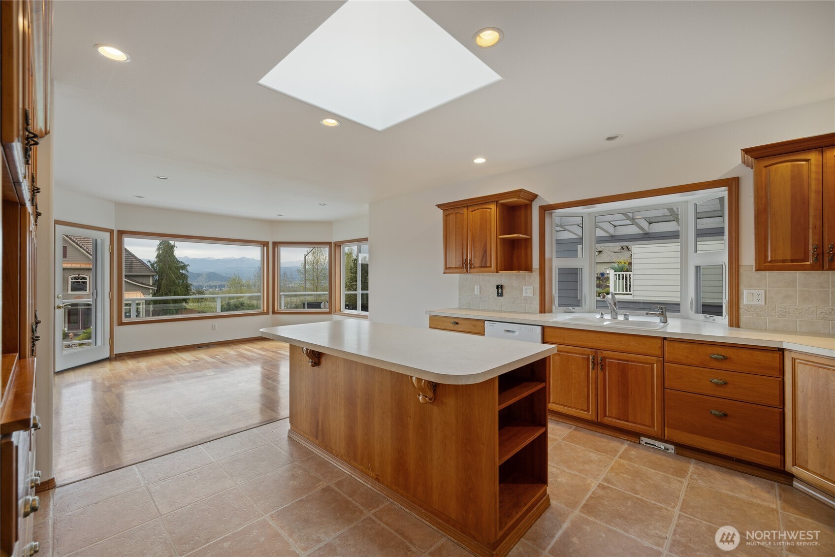 16412 139th Avenue E, Puyallup, WA 98374