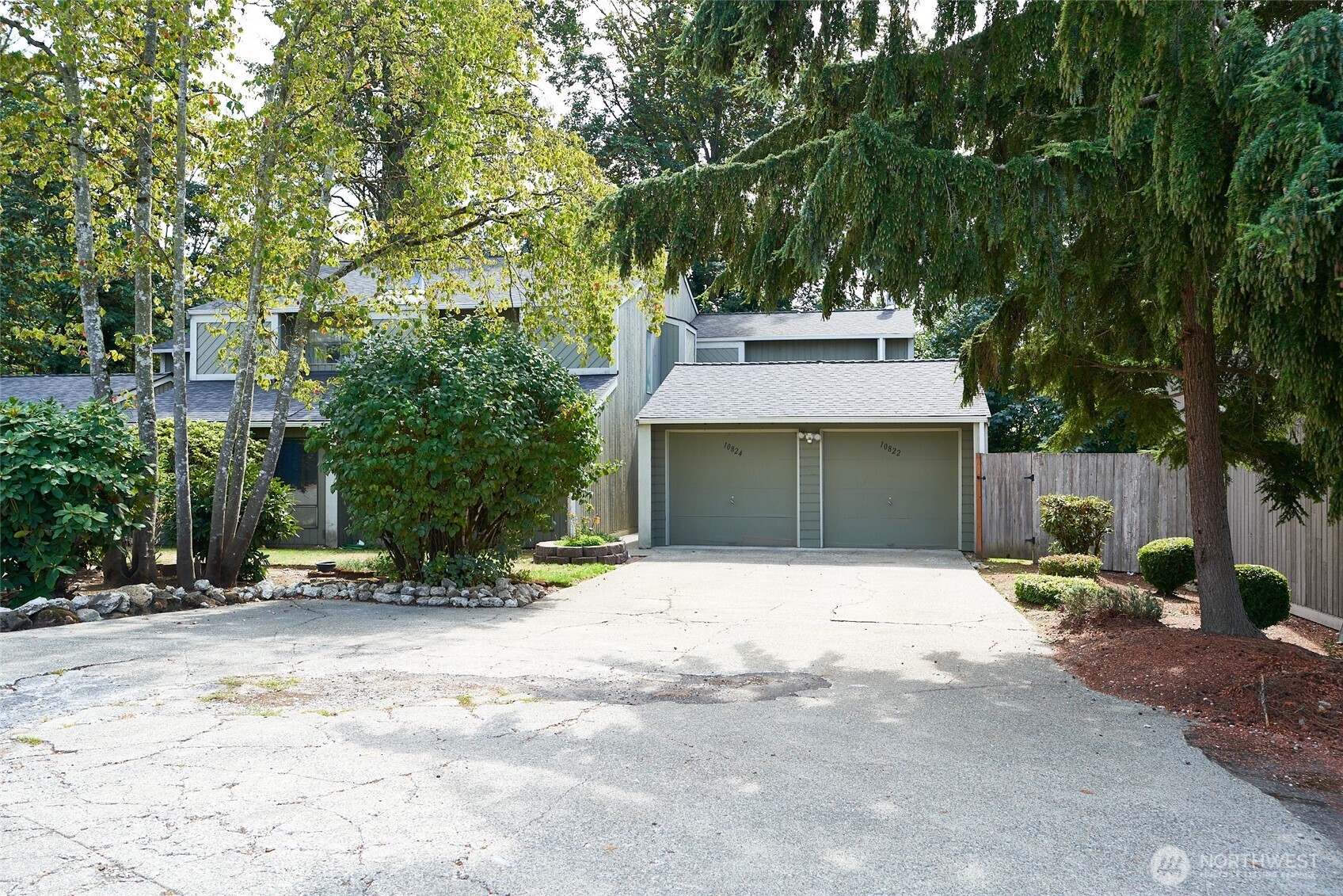 10822 SE 260th Street #2 B1, Kent, WA 98030