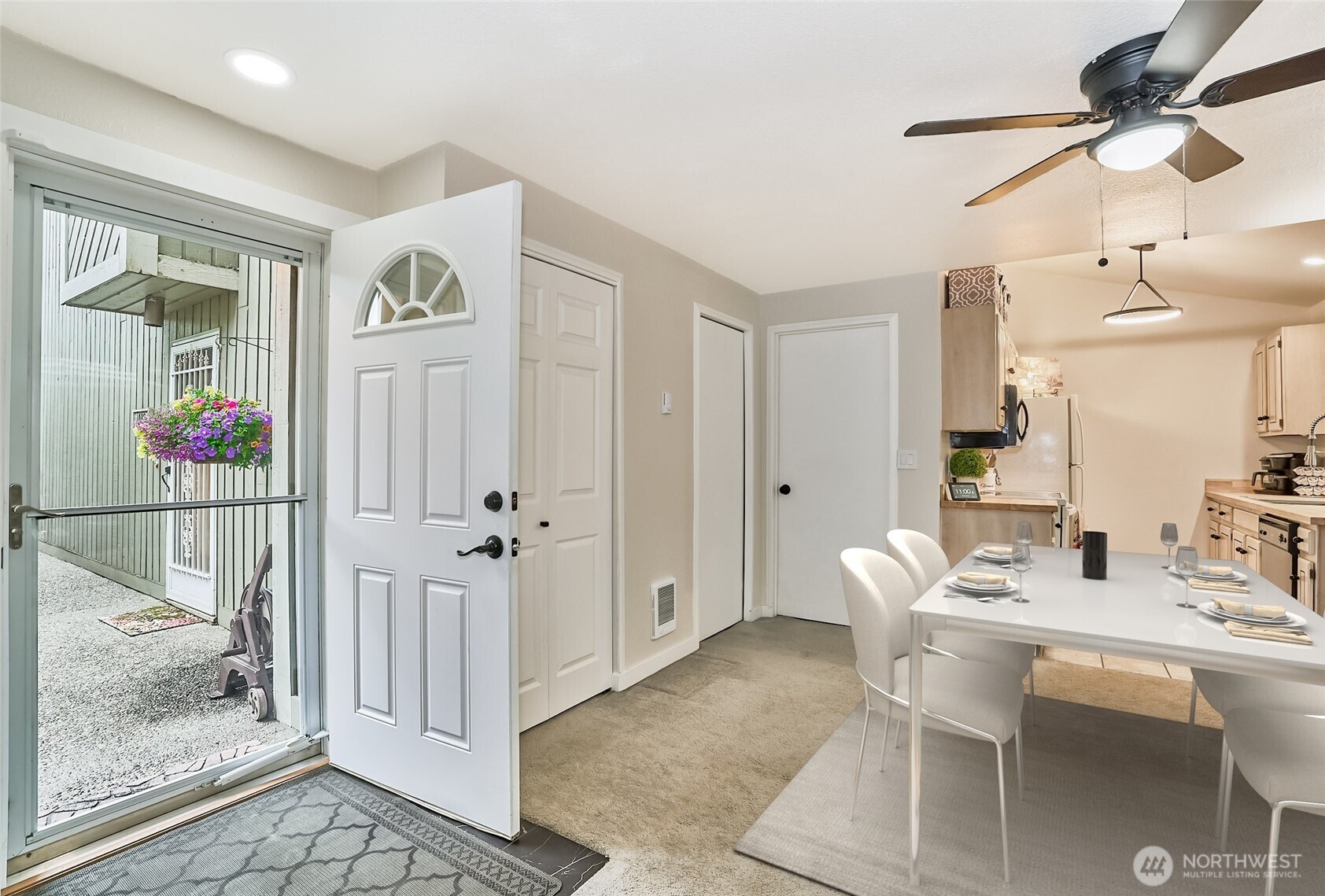 10822 SE 260th Street #2 B1, Kent, WA 98030