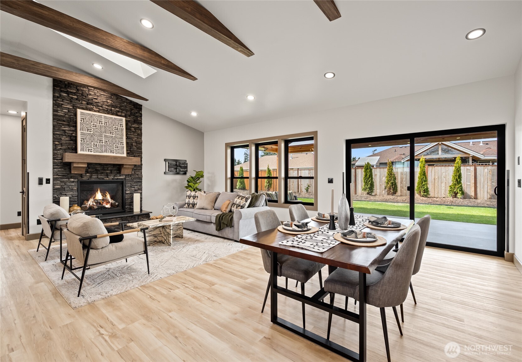 8227 Comox Road , Blaine, WA 98230