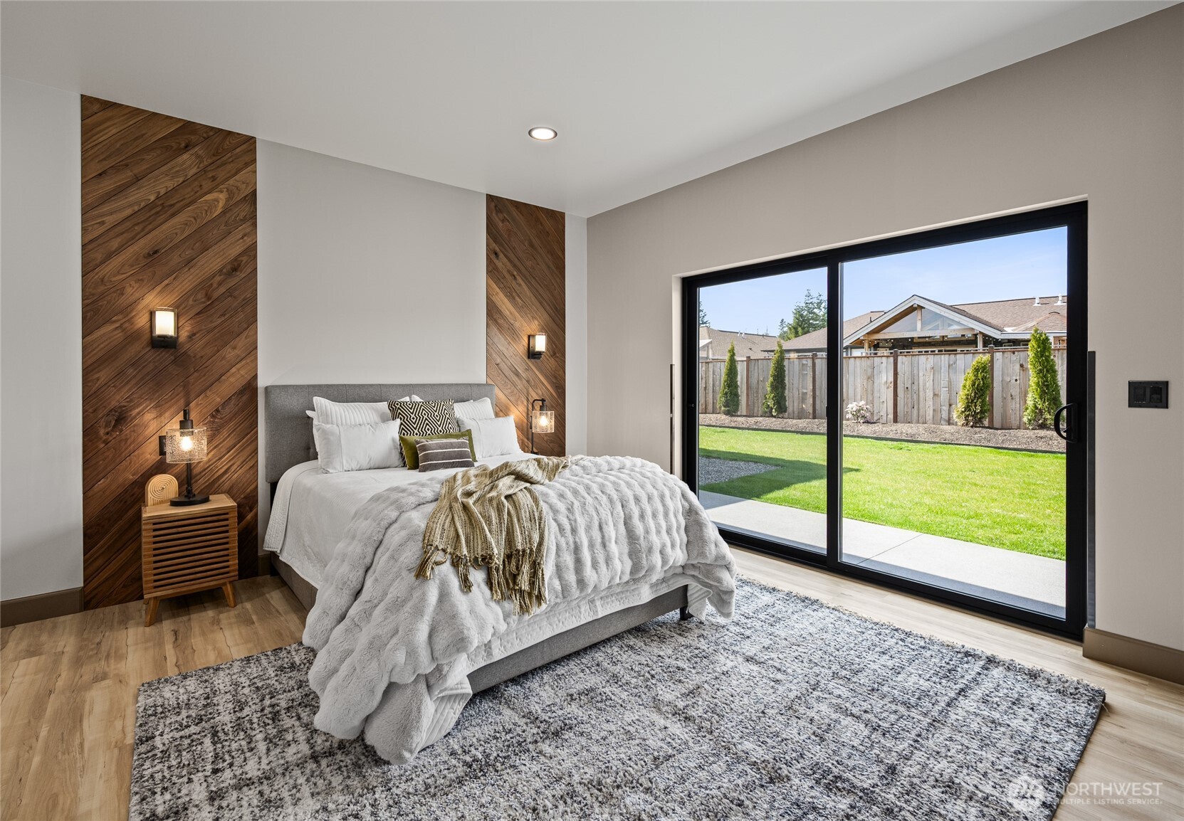 8227 Comox Road , Blaine, WA 98230