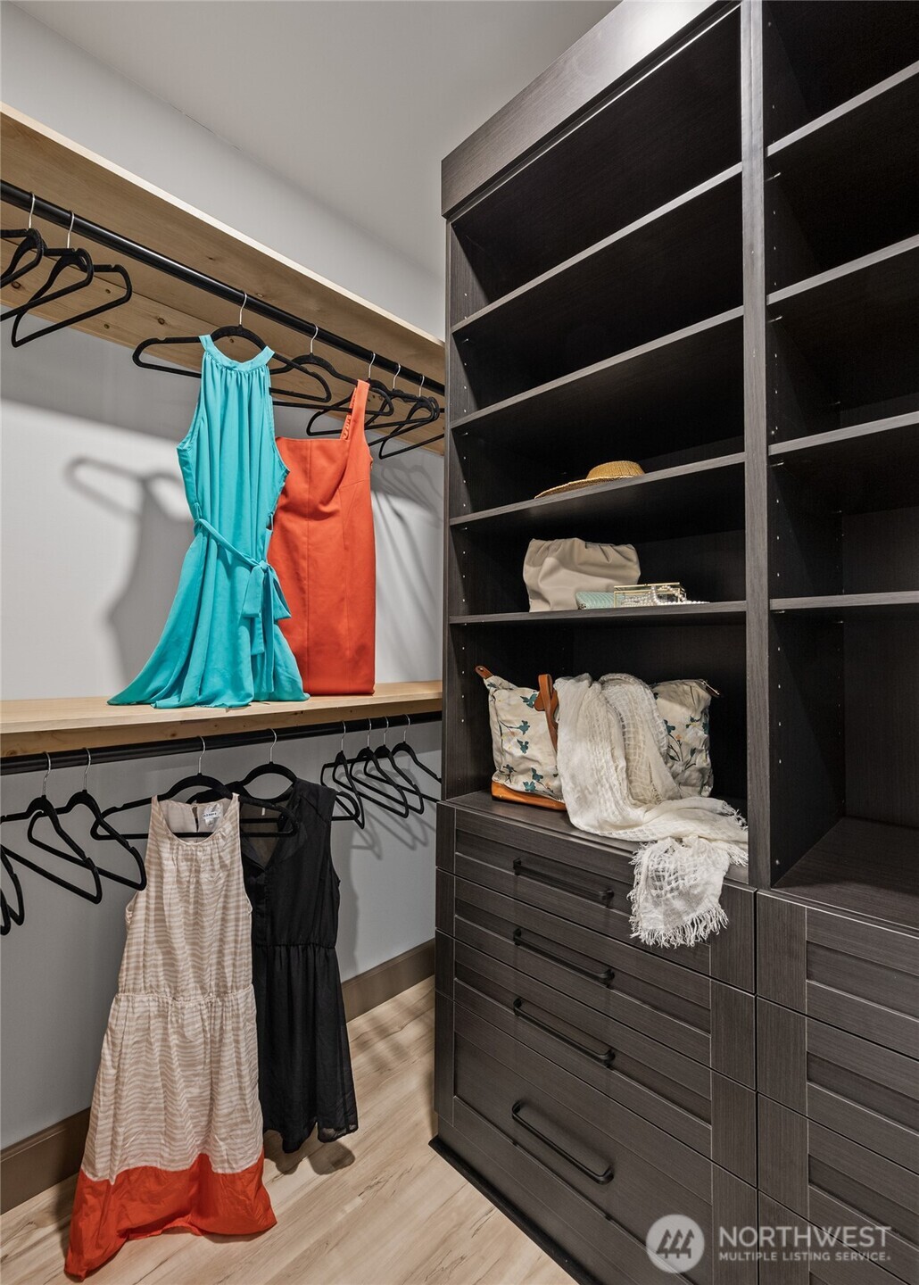 8227 Comox Road , Blaine, WA 98230