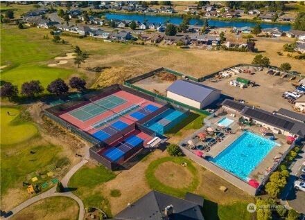 8227 Comox Road , Blaine, WA 98230