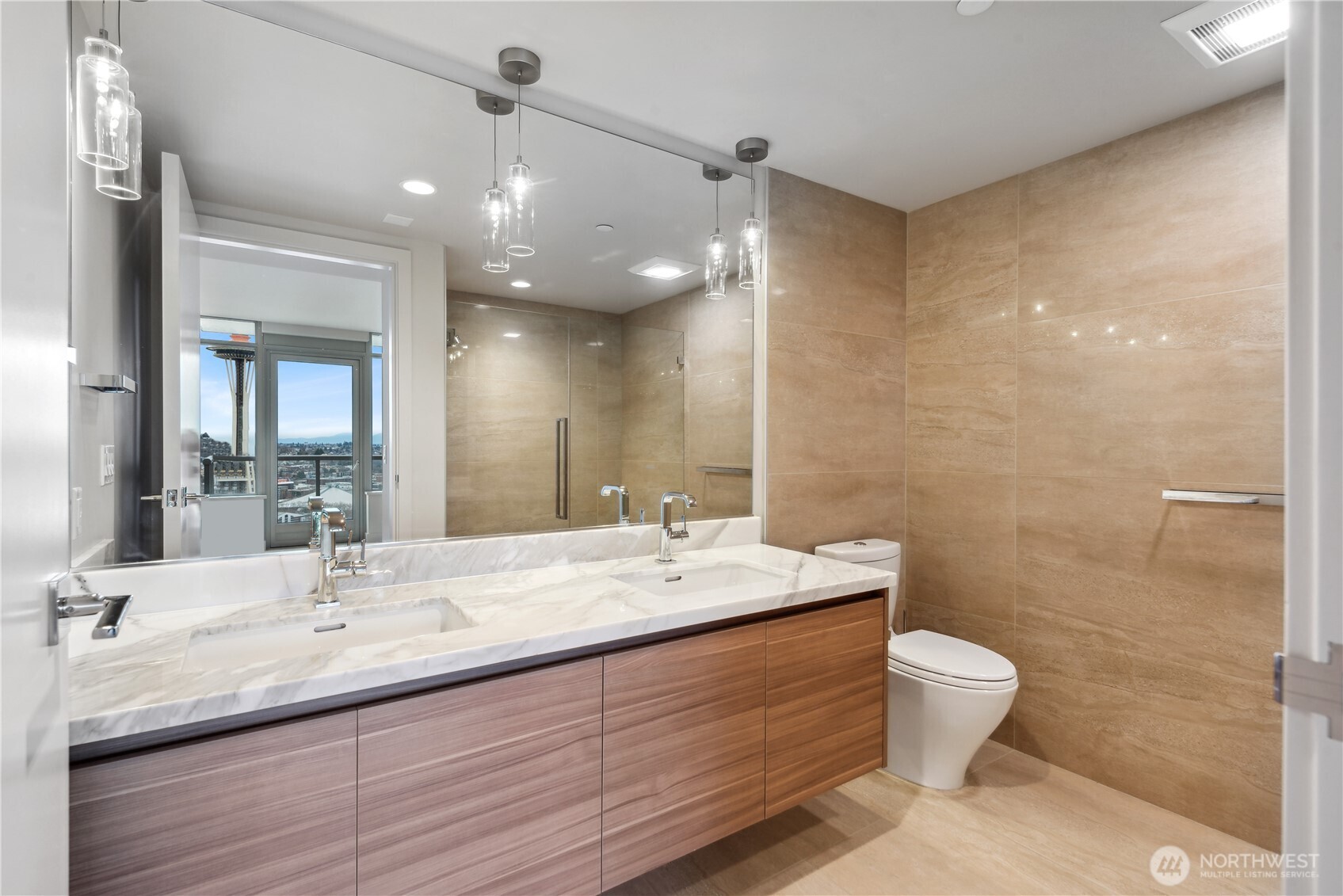 583 Battery Street #3103N, Seattle, WA 98121