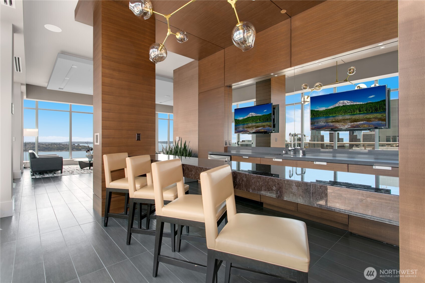 583 Battery Street #3103N, Seattle, WA 98121