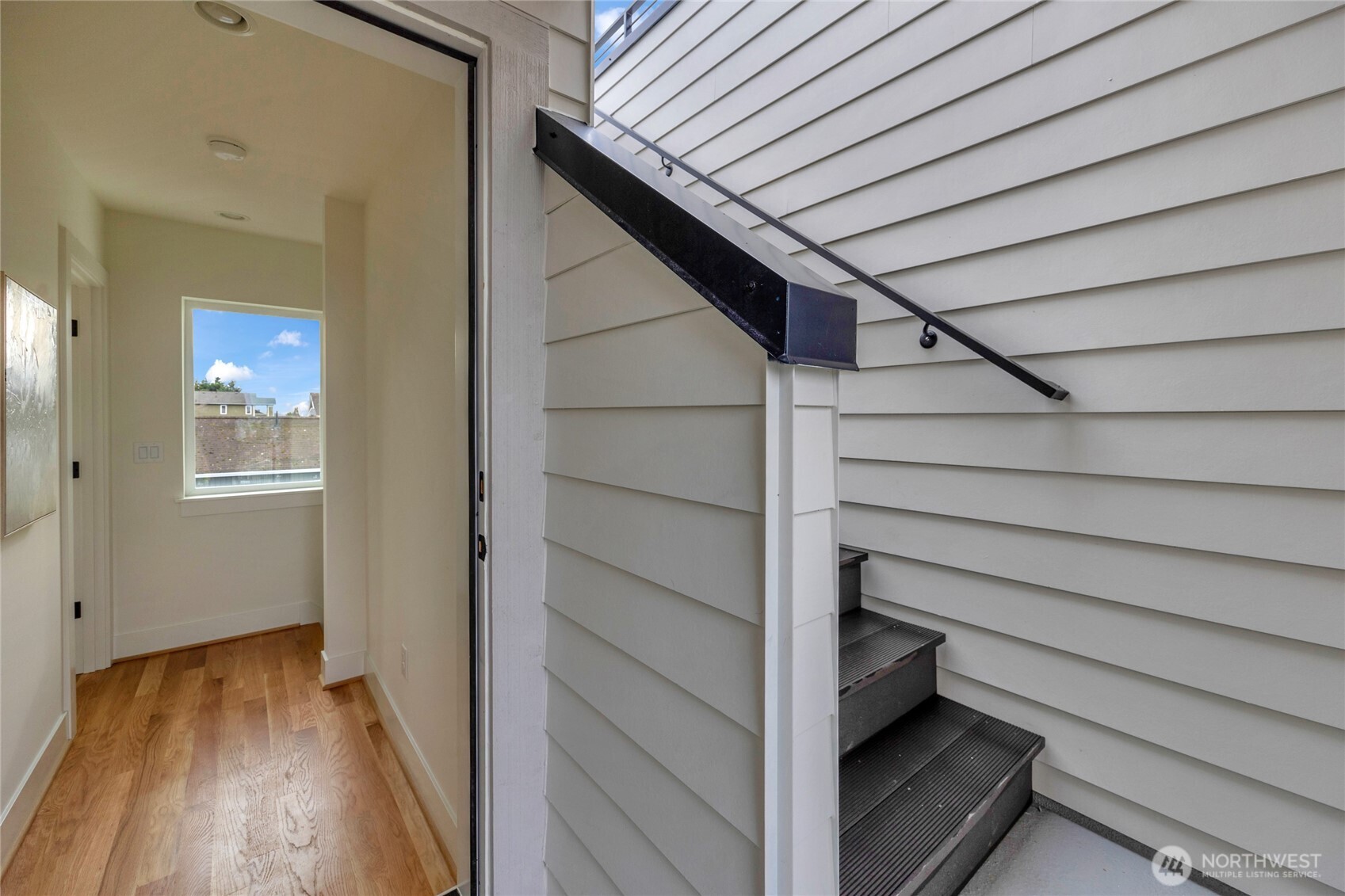 4048 32nd Avenue W #B, Seattle, WA 98199