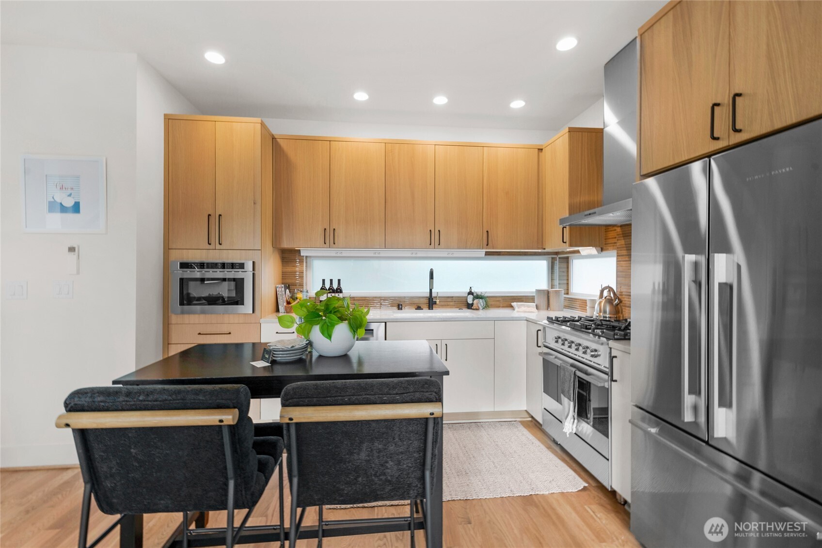 4048 32nd Avenue W #B, Seattle, WA 98199