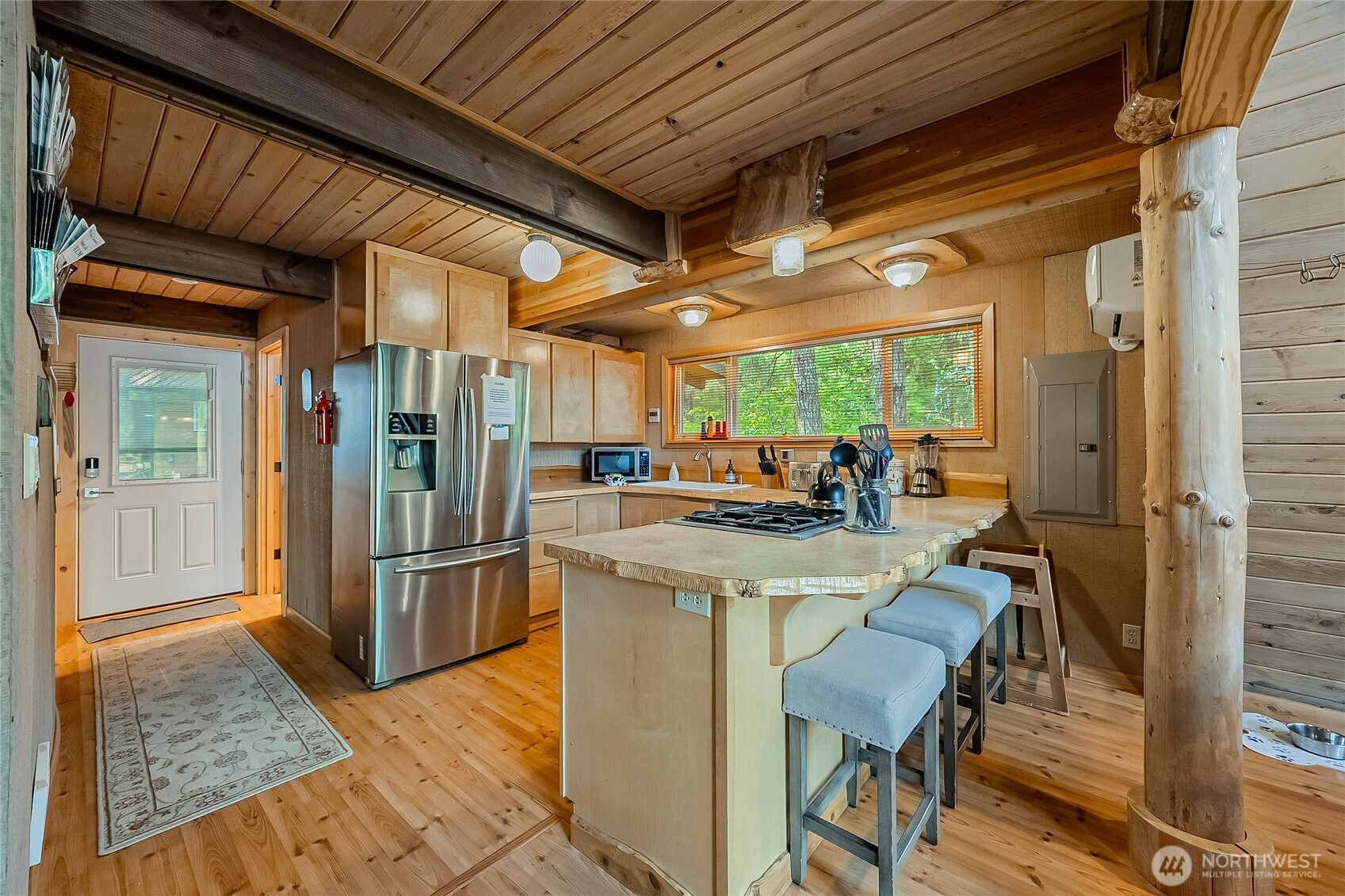 171 Timberline Drive , Packwood, WA 98361