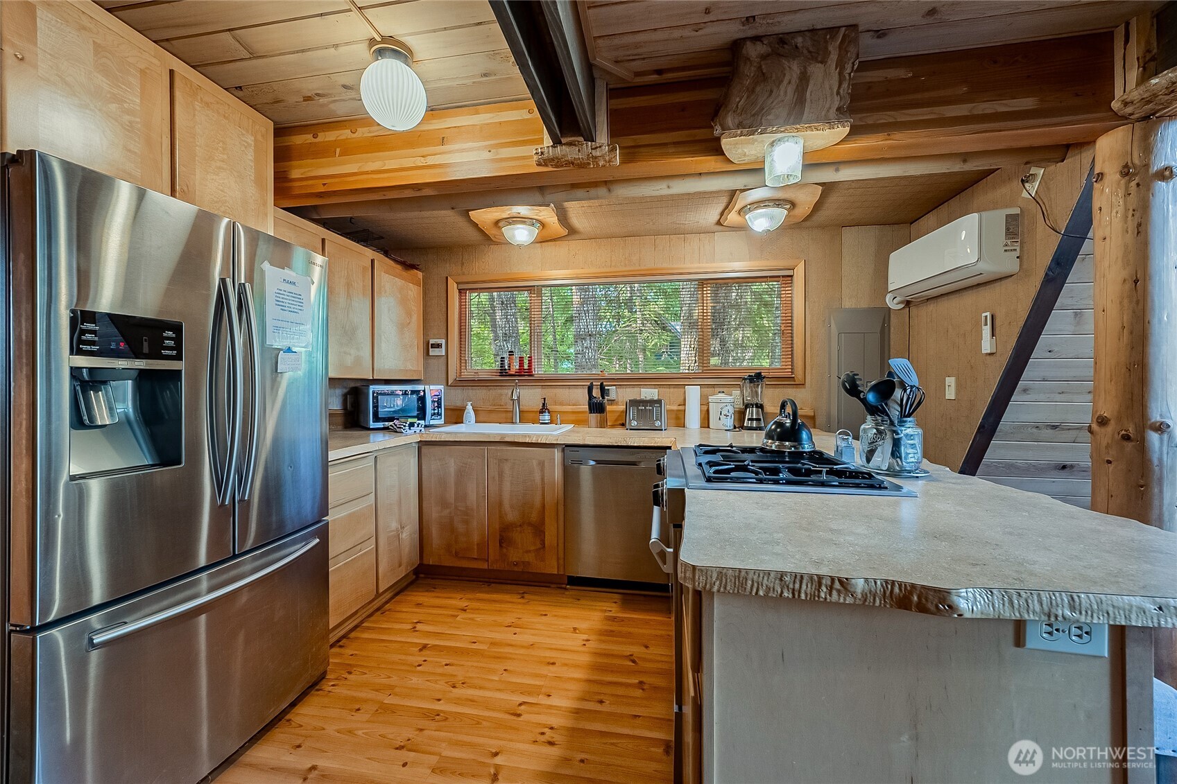 171 Timberline Drive , Packwood, WA 98361